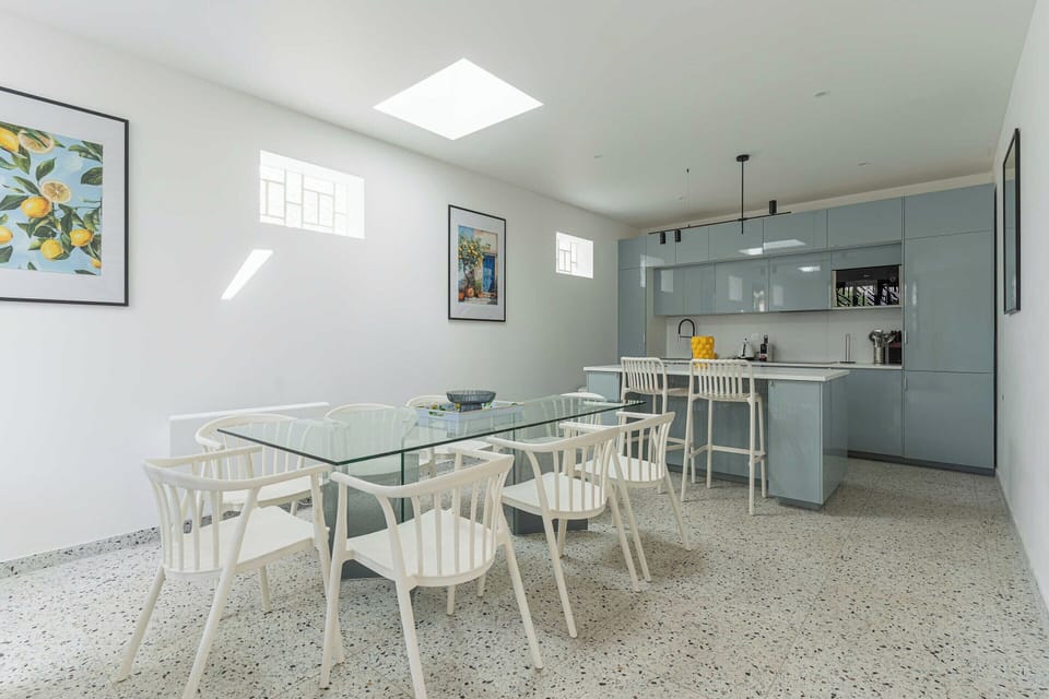 Apartment | Dining