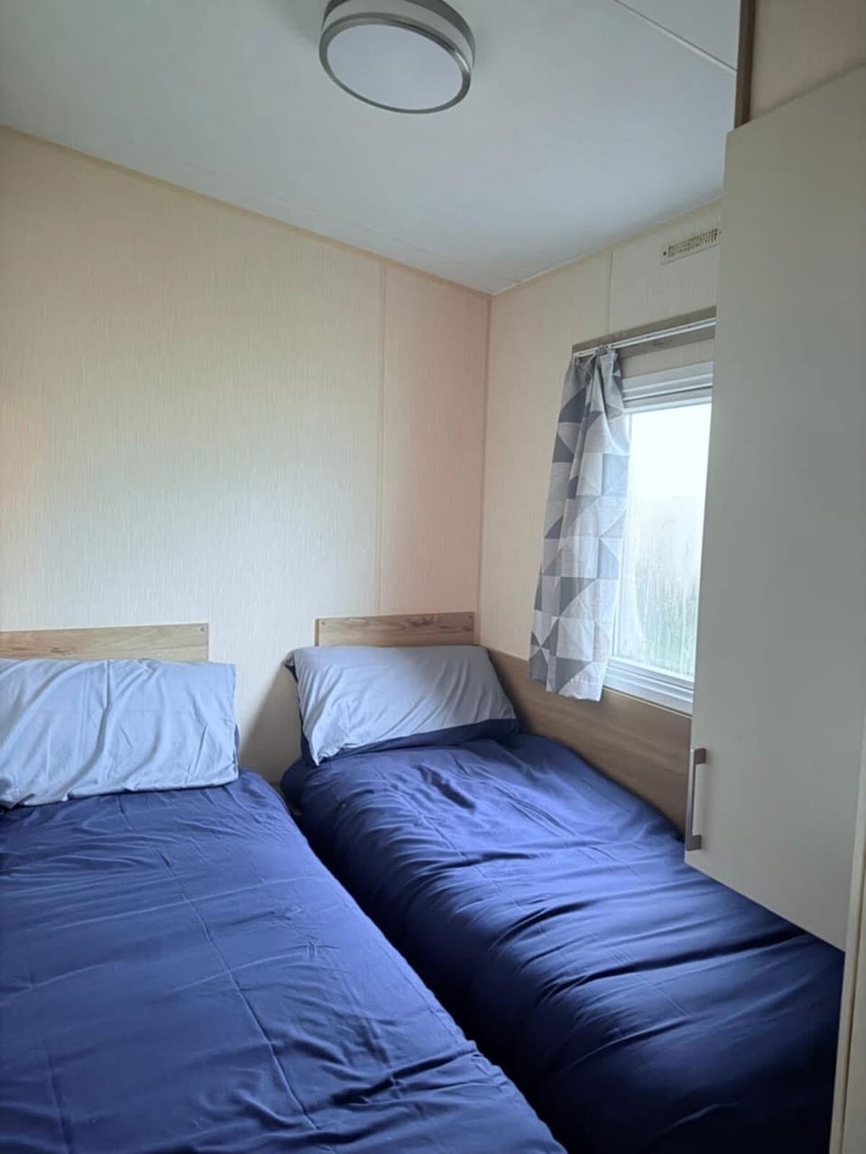 3 bedrooms, individually decorated, individually furnished