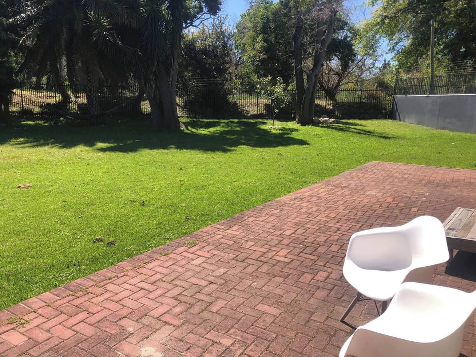 Apartment, 2 Bedrooms, Accessible, Smoking | Property grounds
