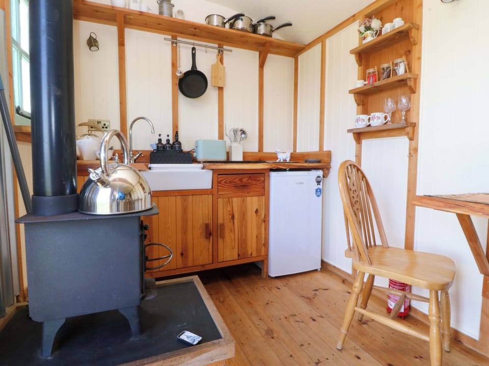 Cottage | Interior