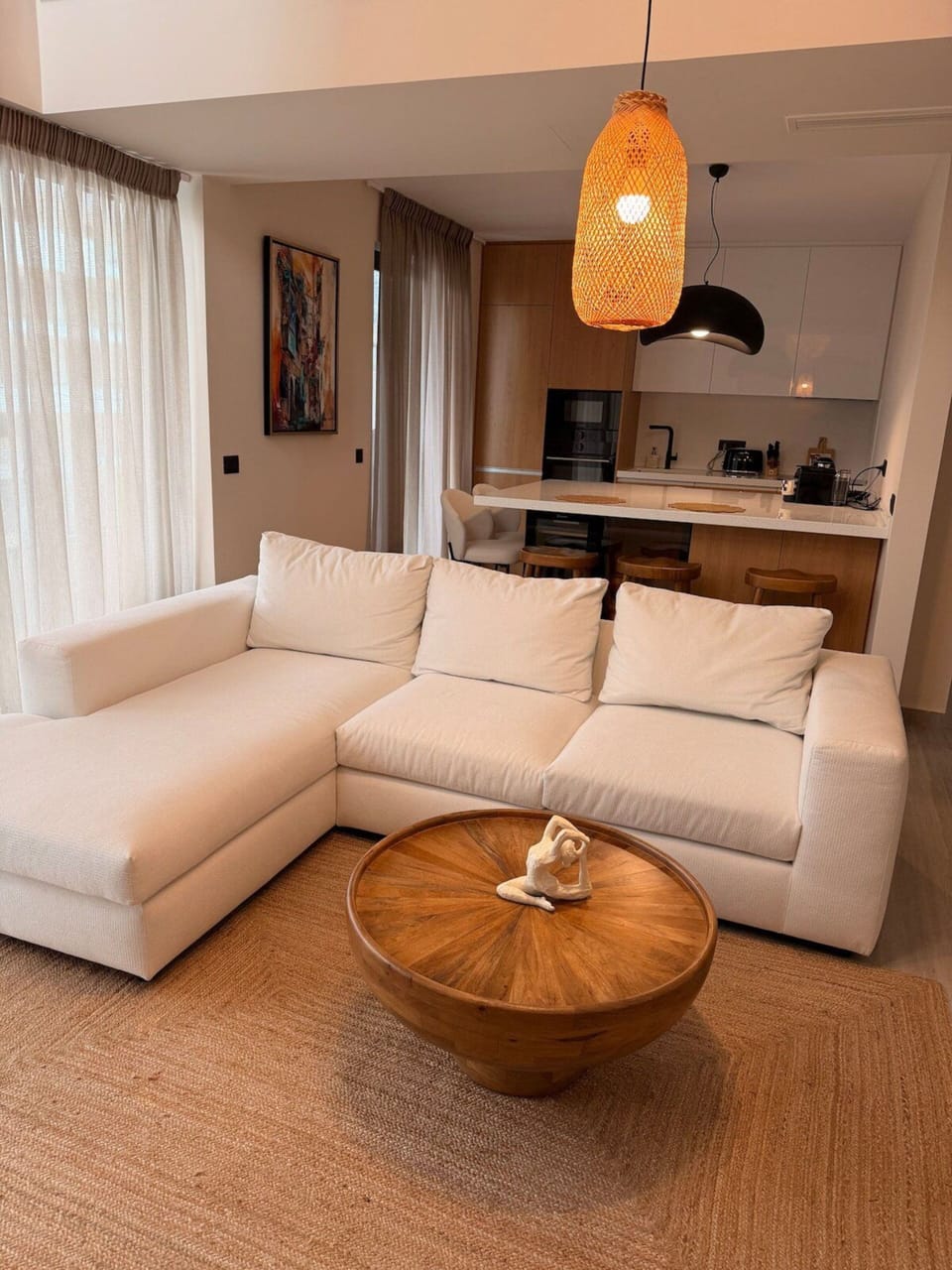 Signature Condo, 2 Bedrooms, Non Smoking, Kitchen | Living room | 40-inch Smart TV with satellite channels