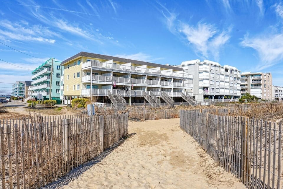 Condo, 1 Bedroom | Exterior