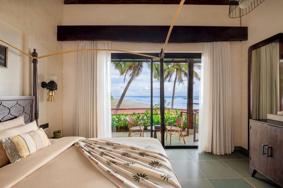 Costal Cottages | In-room safe, desk, laptop workspace, blackout drapes