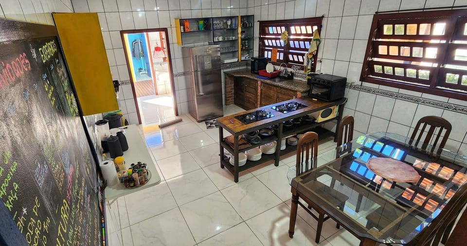 Full-size fridge, microwave, oven, toaster