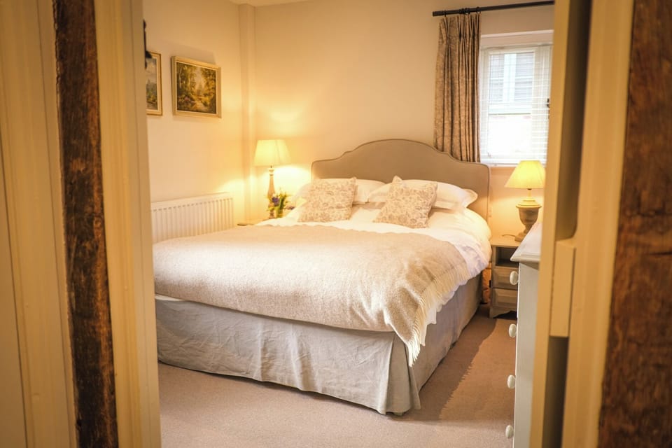 2 bedrooms, WiFi (free), individually decorated, individually furnished
