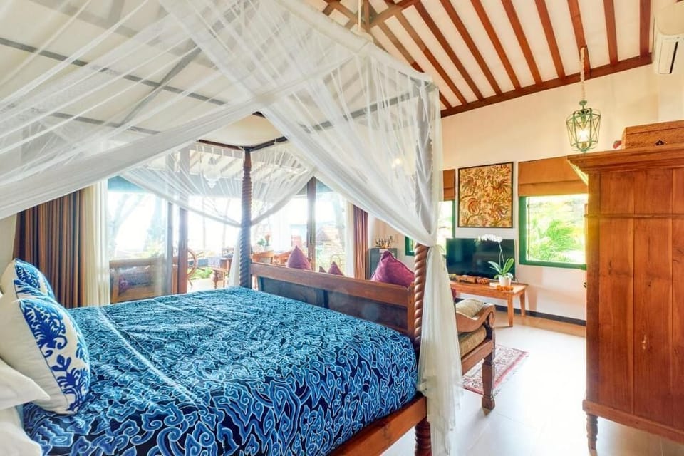Deluxe Double or Twin Room, Balcony, Beach View | Desk, laptop workspace, free WiFi