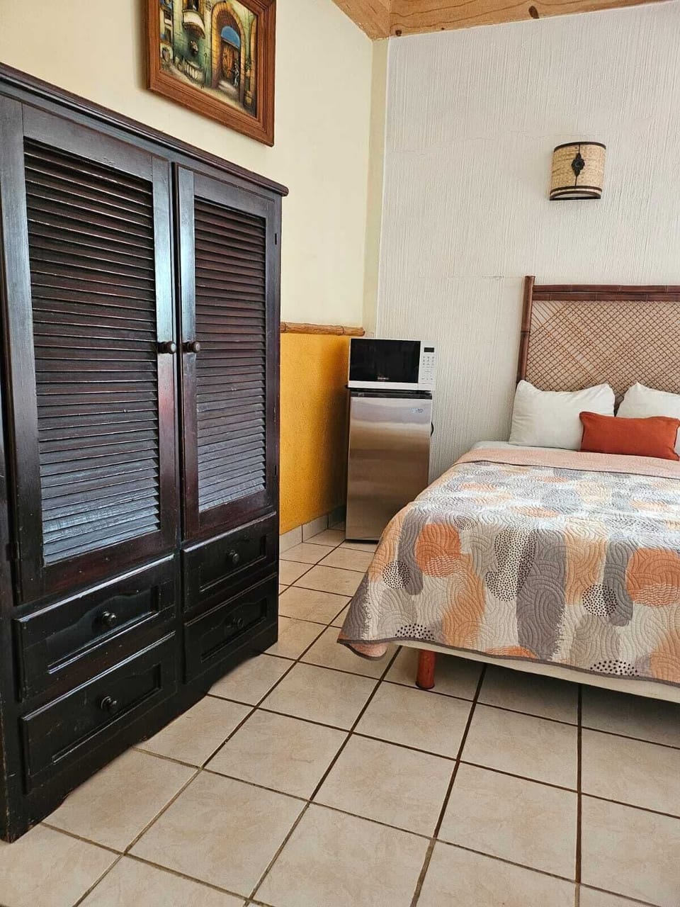 Double Room, 2 Double Beds, Non Smoking, Air conditioning | Laptop workspace, WiFi (free)