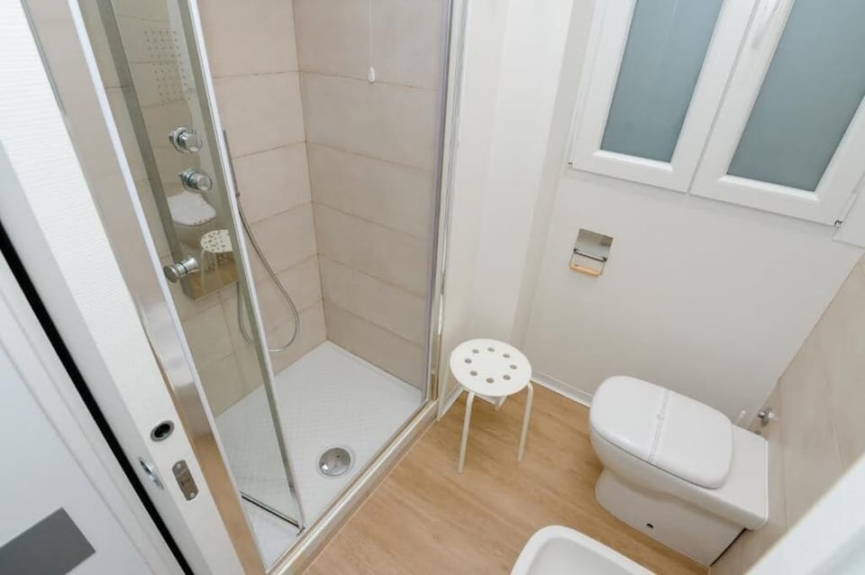Double Room, Balcony, City View | Bathroom | Bathrobes, slippers, bidet