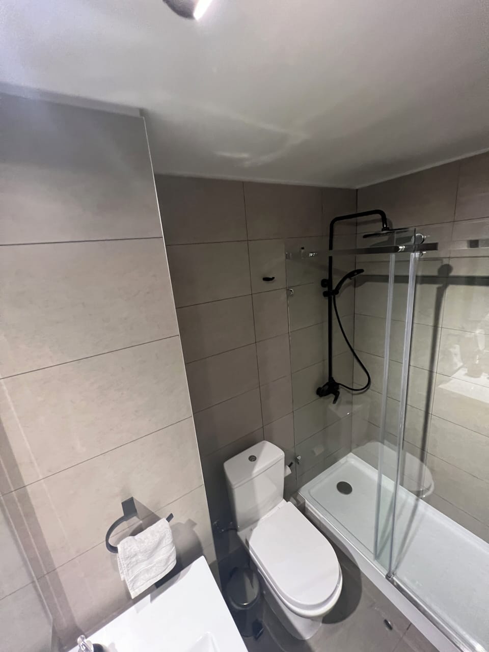 Free toiletries, soap, shampoo, toilet paper