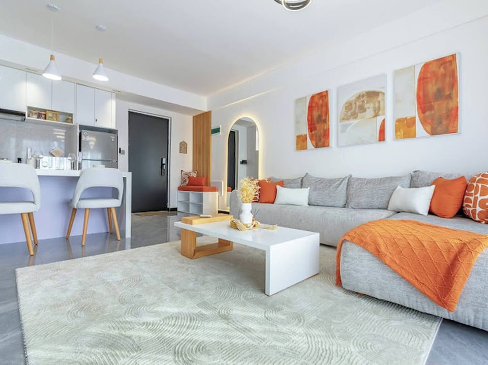 Apartment, 1 Bedroom, Balcony | Living area