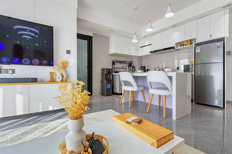 Apartment, 1 Bedroom, Balcony | Dining room