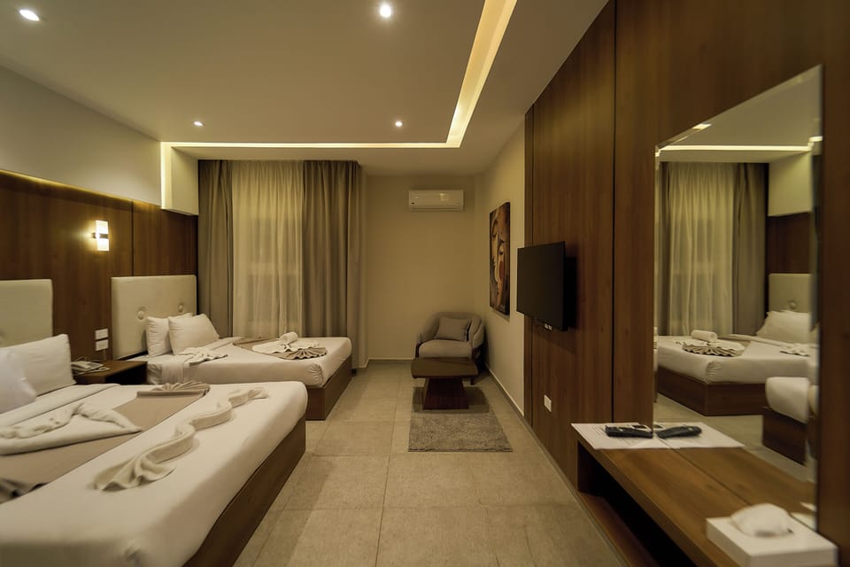 Deluxe Triple Room | Egyptian cotton sheets, premium bedding, minibar, in-room safe