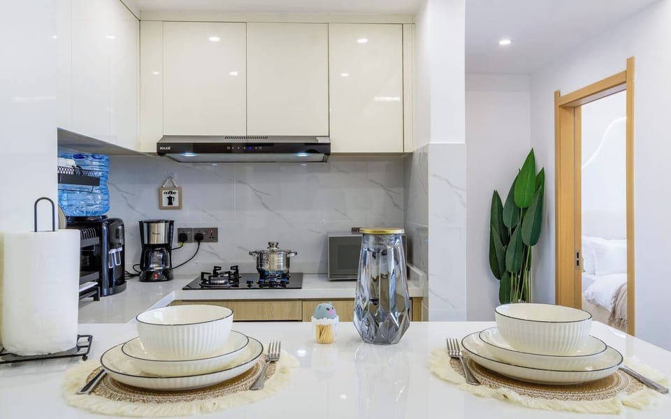 Apartment, 1 Bedroom, Balcony | Interior