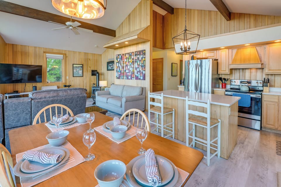 House (2 Bedrooms) | Interior