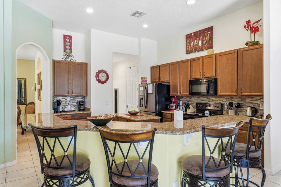House, Multiple Beds, Pool View (A Magical Villa) | Private kitchen