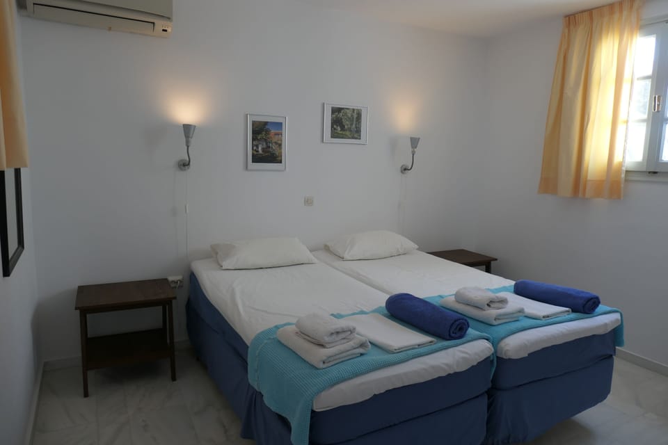Villa, 3 Bedrooms, Smoking, Balcony | 3 bedrooms