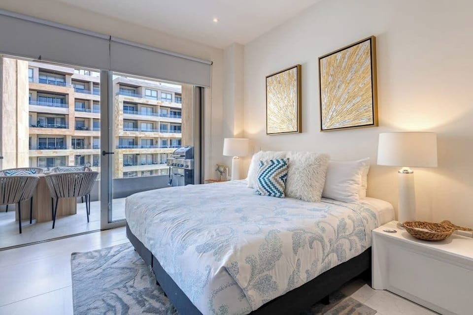 Studio, 1 King Bed, Mountain View (Vista Velas Studio 8402B) | 1 bedroom, individually decorated, individually furnished