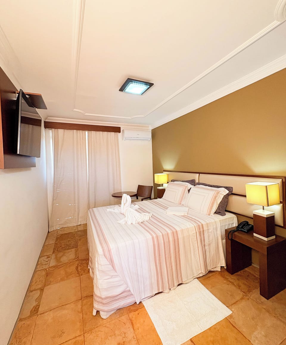 Minibar, in-room safe, desk, laptop workspace