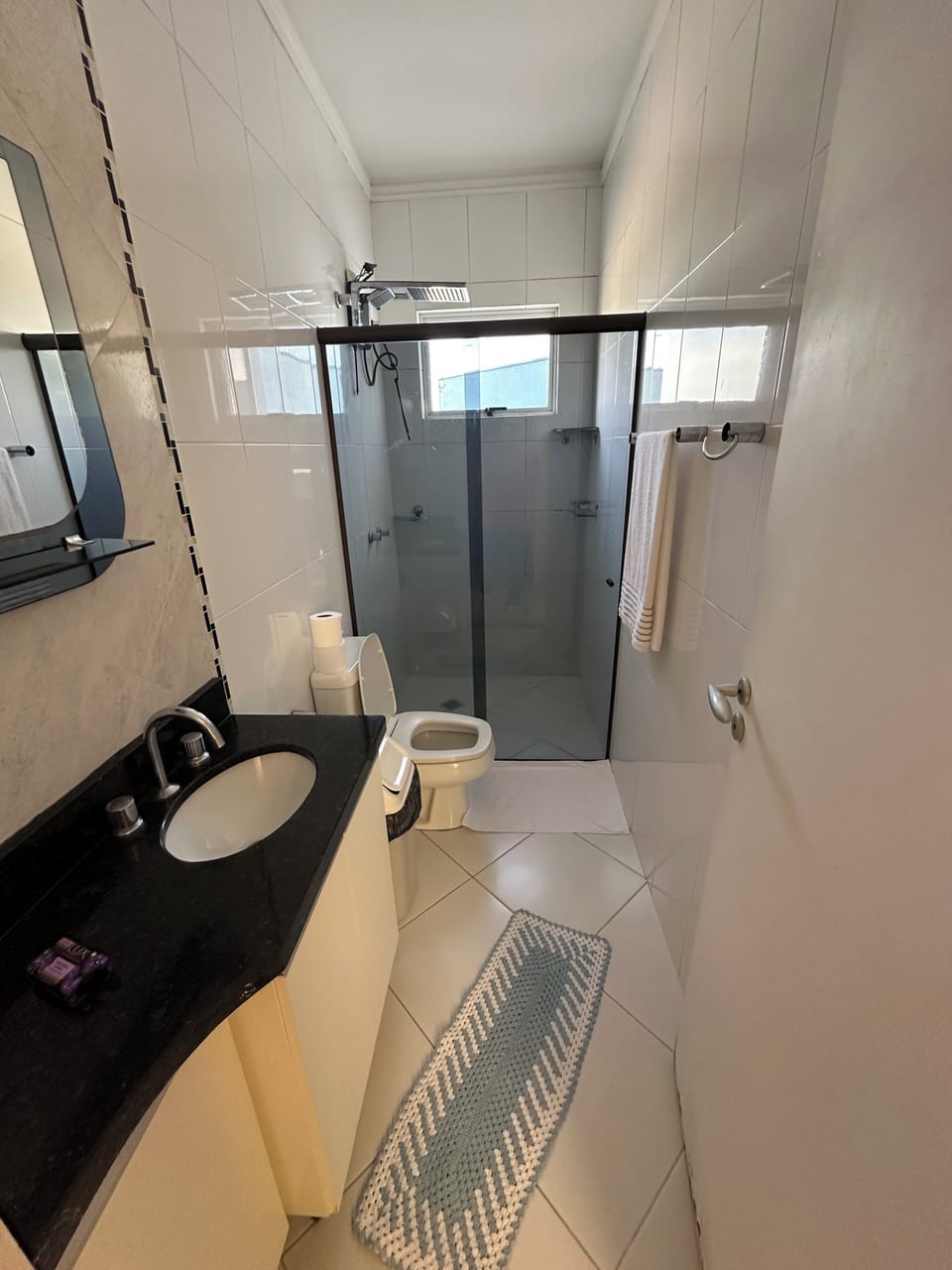 Deluxe Double Room Single Use, Balcony, City View | Bathroom | Slippers
