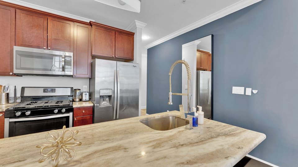Apartment, 2 Bedrooms | Private kitchen