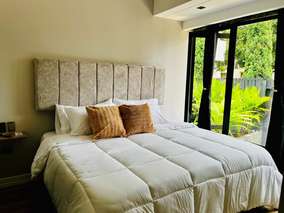 Deluxe Double Room, Garden View | Premium bedding, down comforters, pillowtop beds, individually decorated