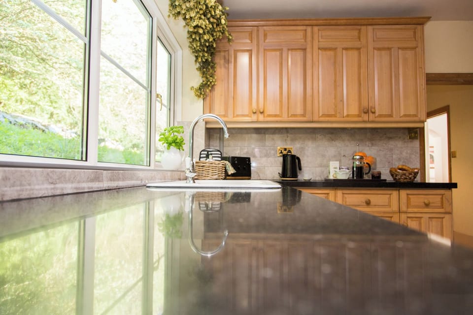 Dishwasher, cookware/dishes/utensils