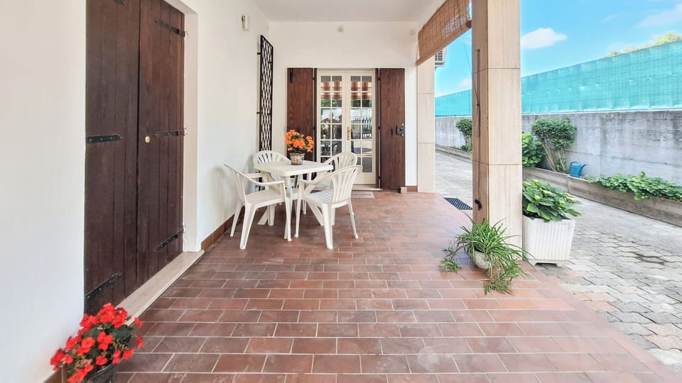 Condo, 2 Bedrooms | Outdoor dining