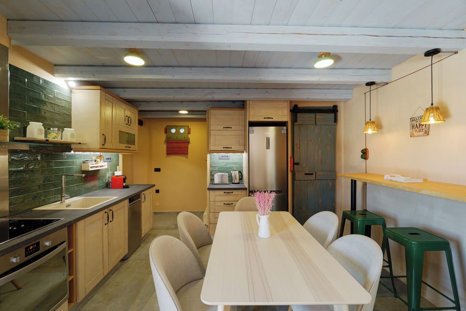 Family Villa, Patio, Mountain View | Private kitchen