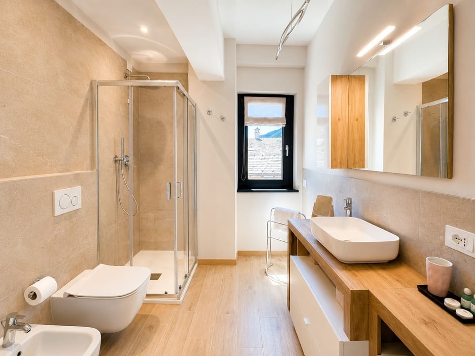 Deluxe Suite, Mountain View | Bathroom | Bidet