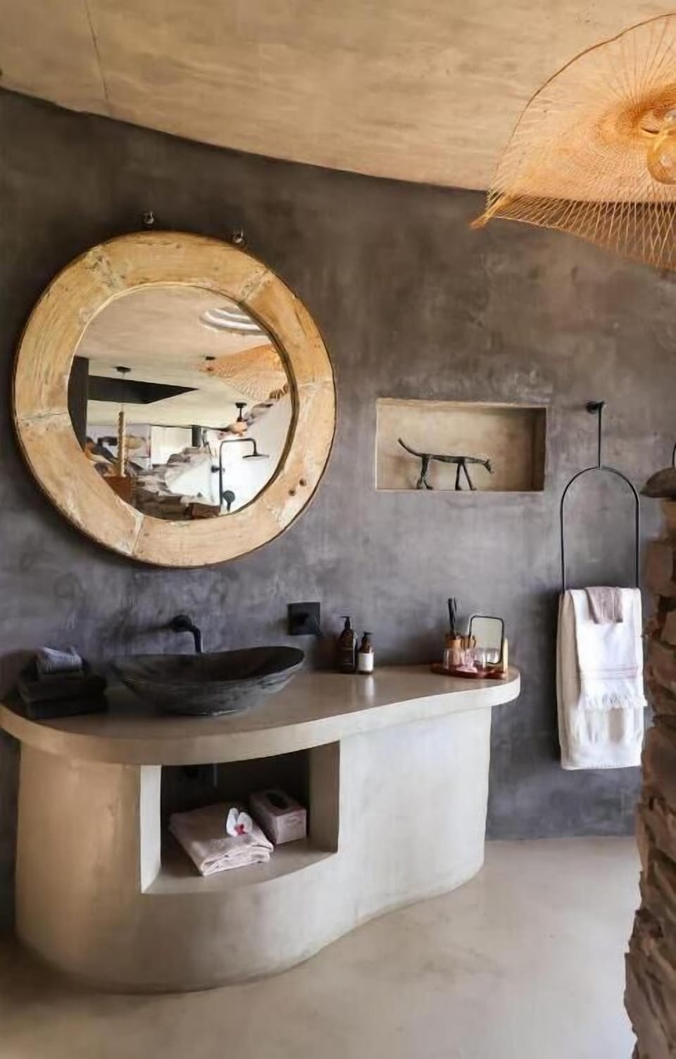 Romantic Suite, Mountain View | Bathroom | Designer toiletries, hair dryer, bathrobes, towels