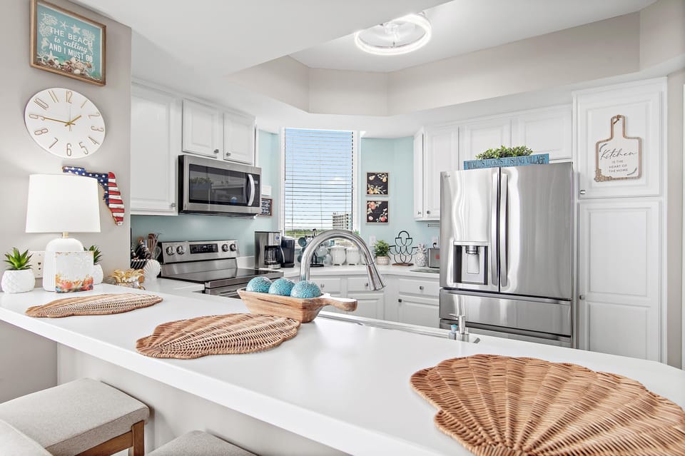 Condo, Multiple Beds (St. Lucia 906) | Private kitchen