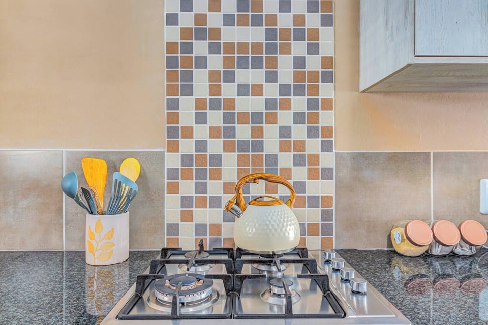 Apartment, 2 Bedrooms, Patio | Interior