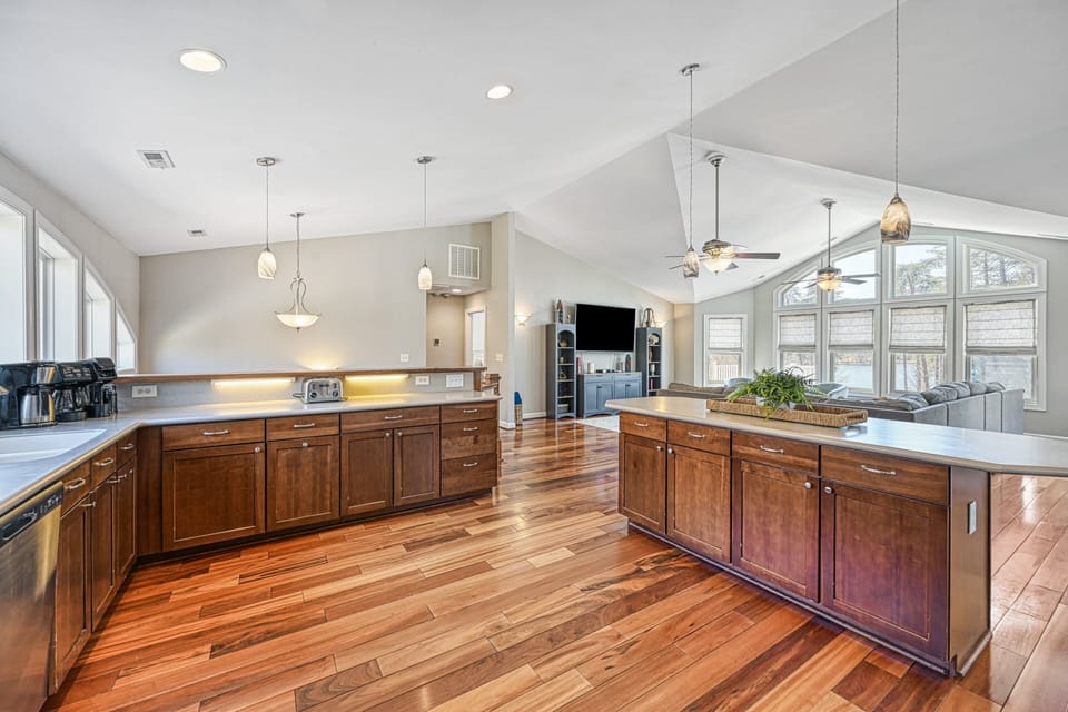 House, Multiple Beds (Sweet Carolina) | Interior
