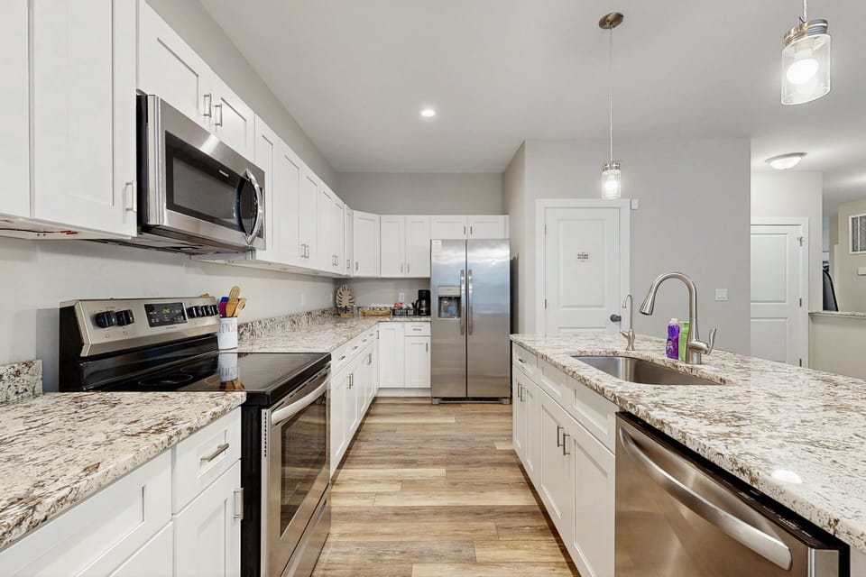 House, Multiple Beds, Kitchen (The Cove at Horseshoe Bend) | Private kitchen