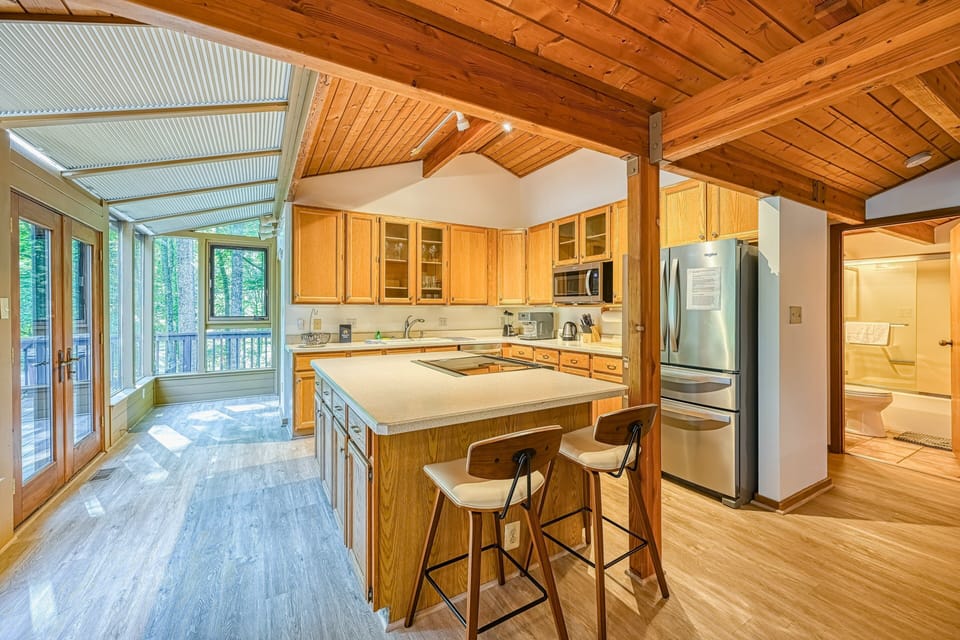 House, Multiple Beds, Balcony (Pardis-A Serene Oasis) | Private kitchen