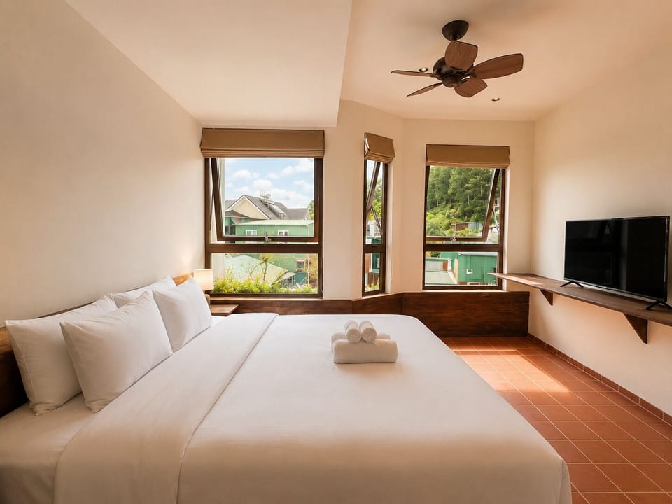 Deluxe Double Room | Desk, free WiFi