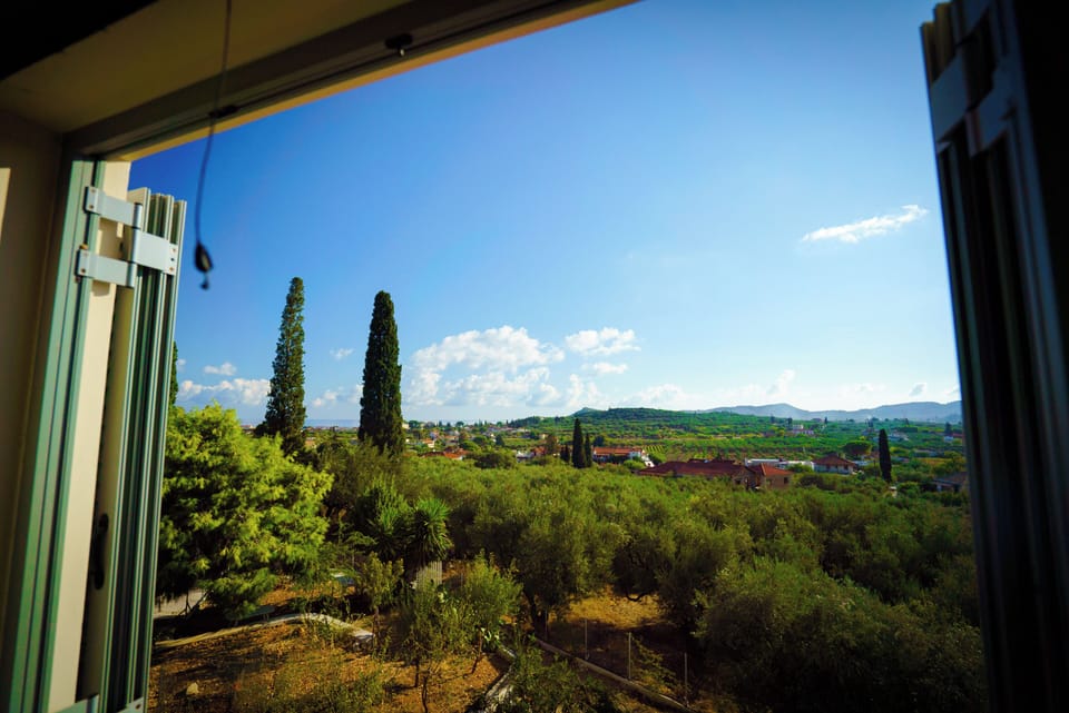 Villa, 3 Bedrooms, Balcony, Garden View | Interior