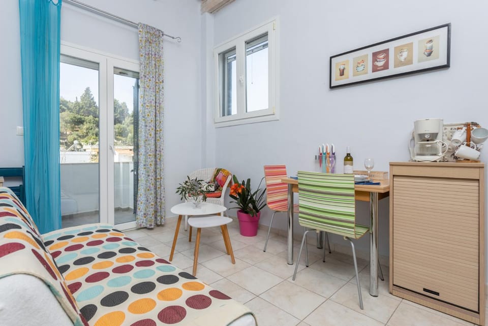 House | 1 bedroom