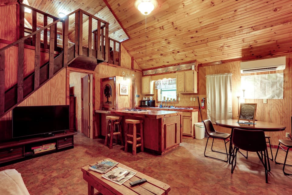House (2 Bedrooms) | Interior