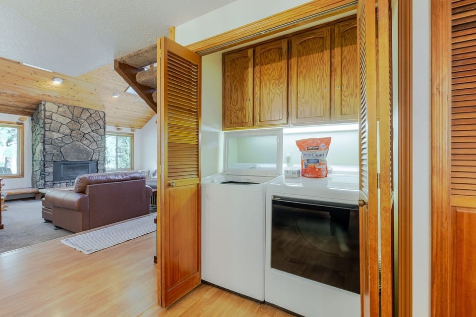 House, 4 Bedrooms | Interior