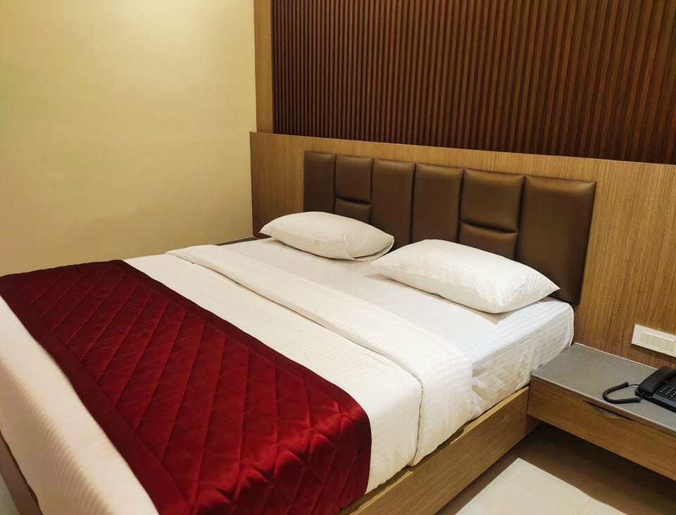 Deluxe Double Room | Free WiFi