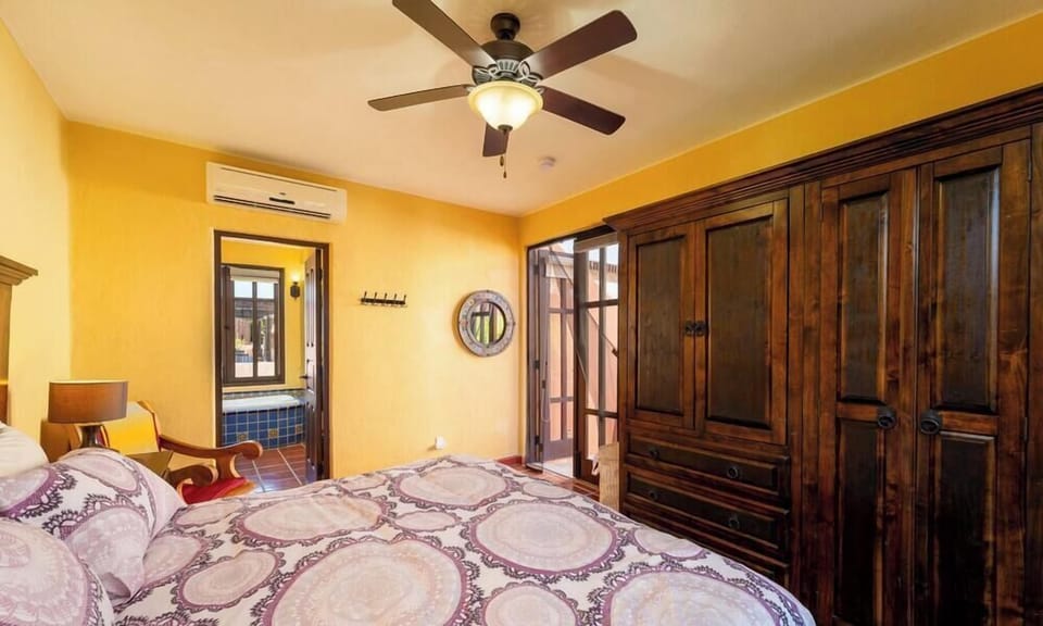 Welcome to Casa Sonrisas, a Charming and Peaceful Retreat House in Baja California Sur