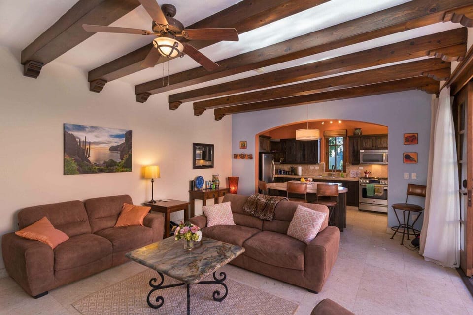 House, Multiple Beds, Pool Access, Mountain View (Casa Bella) | Living area