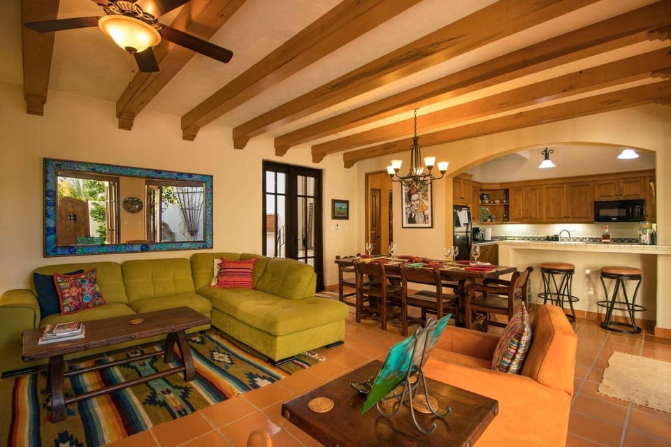 House, Multiple Beds, Pool Access, Mountain View (Casa de Amigos) | Living area