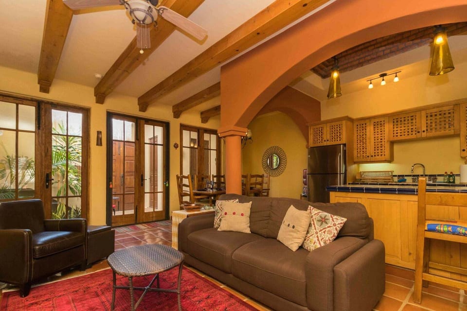 House, Multiple Beds, Pool Access, Mountain View (Casa Isla) | Living area