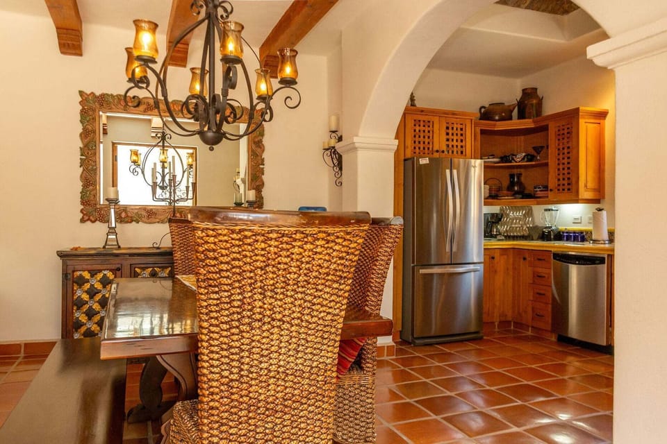 House, Multiple Beds, Pool Access, City View (Casa Linda) | Private kitchen