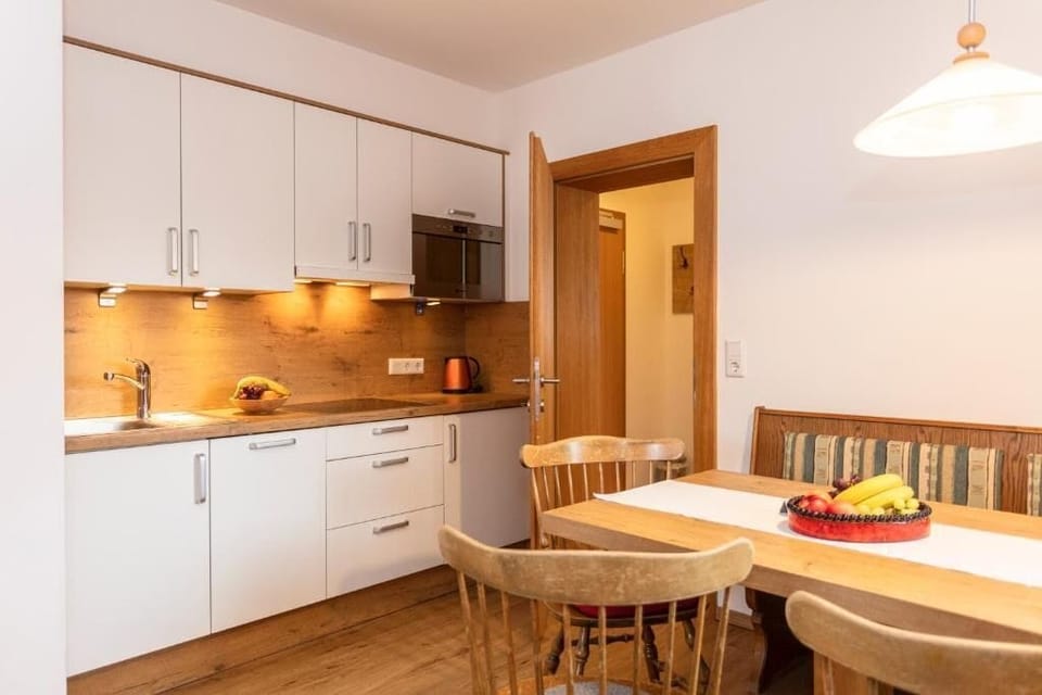 Apartment, Mountain View | Dining