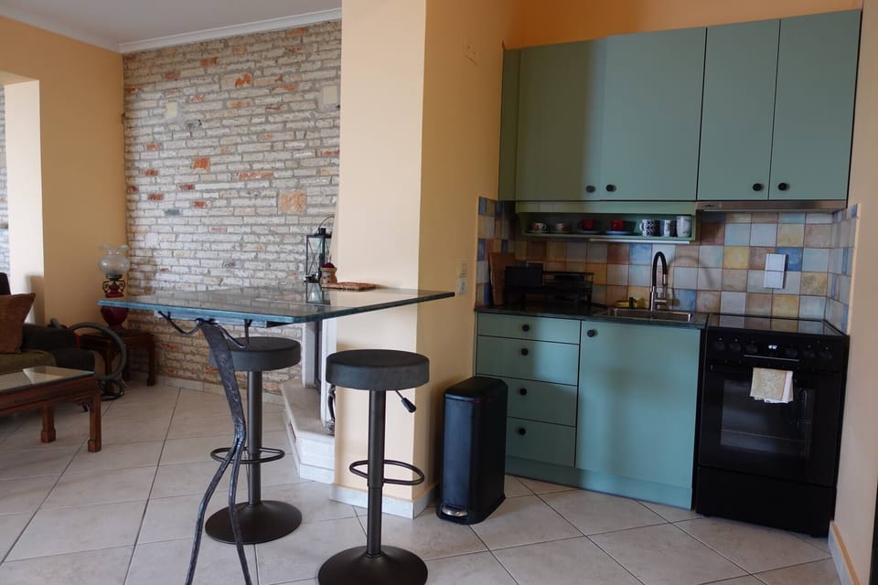 House, 1 Bedroom, Smoking, Fireplace | Interior