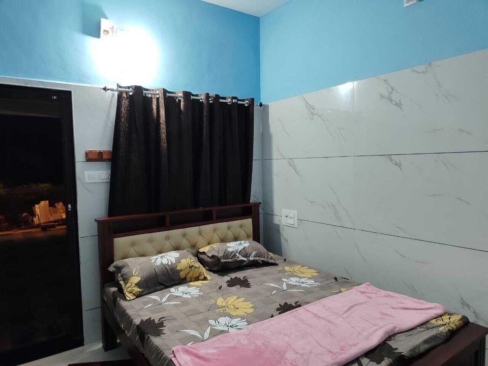 Classic Double Room | Free WiFi