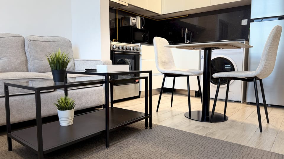 Standard Studio | Private kitchen | Fridge, microwave (on request), oven, toaster
